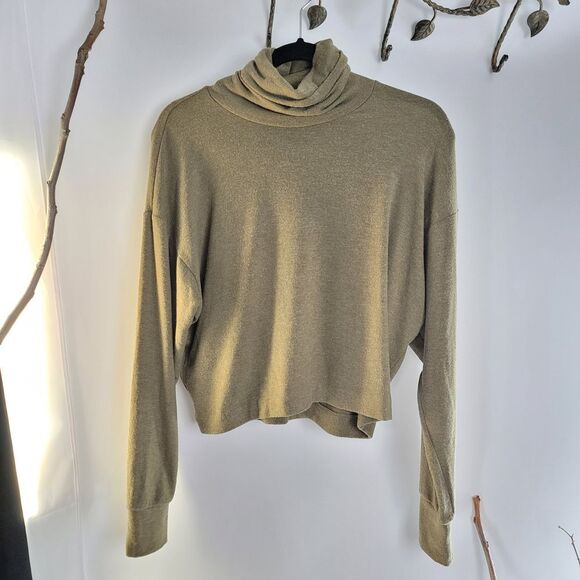 LNA Nubby Lightweighy Khaki Turtleneck - Picture 5 of 8